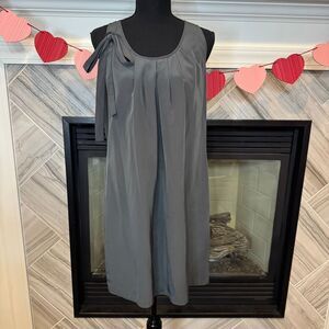 J Crew Sleeveless‎ Pleated Shift Dress with Bow size 8